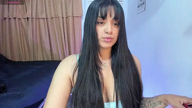  laina  online show from 02-22-25, 05:23