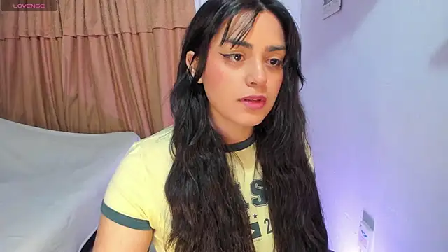  laina  online show from 03-23-25, 05:00