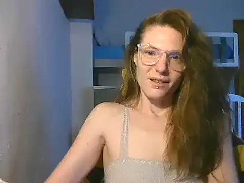 Snapshot of Feli_blue chatting on 12-16-24, 09:03 Feli blue online show from 12-16-24, 09:03