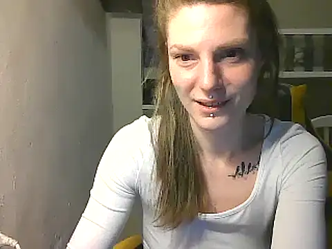Snapshot of Feli_blue chatting on 01-27-25, 12:05 Feli blue online show from 01-27-25, 12:05