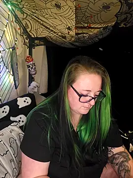 Snapshot of Bunny_Cummings chatting on 10-19-25, 09:26 Bunny Cummings online show from 10-19-25, 09:26