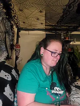 Snapshot of Bunny_Cummings chatting on 12-19-25, 12:06 Bunny Cummings online show from 12-19-25, 12:06