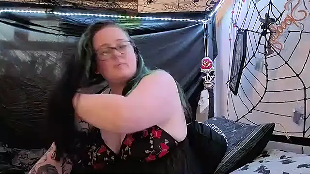 Snapshot of Bunny_Cummings chatting on 01-15-26, 01:16 Bunny Cummings online show from 01-15-26, 01:16