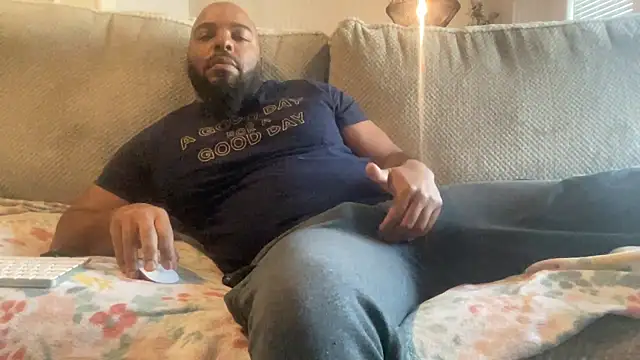 Snapshot of Bbcfun44 chatting on 12-18-24, 03:44 Bbcfun44 online show from 12-18-24, 03:44