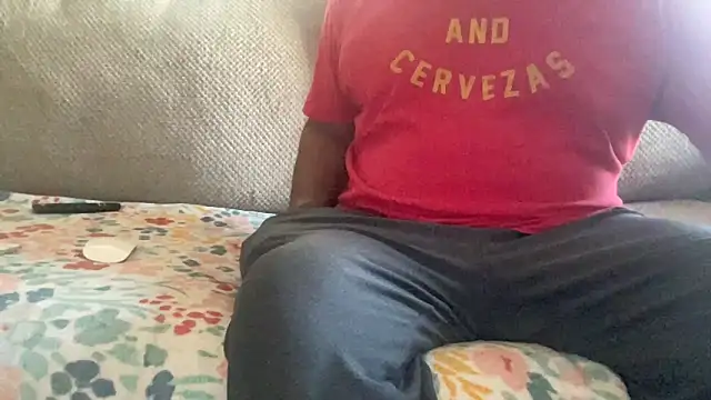 Snapshot of Bbcfun44 chatting on 12-27-24, 06:53 Bbcfun44 online show from 12-27-24, 06:53