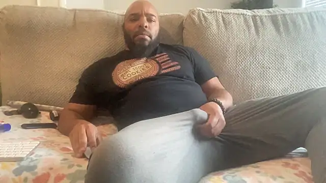 Snapshot of Bbcfun44 chatting on 01-07-25, 04:27 Bbcfun44 online show from 01-07-25, 04:27