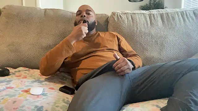 Snapshot of Bbcfun44 chatting on 01-08-25, 06:20 Bbcfun44 online show from 01-08-25, 06:20