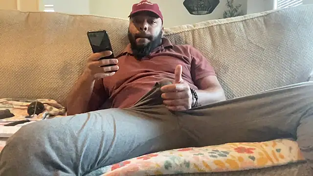 Snapshot of Bbcfun44 chatting on 01-22-25, 10:15 Bbcfun44 online show from 01-22-25, 10:15