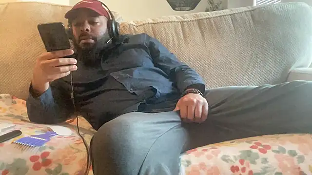 Snapshot of Bbcfun44 chatting on 01-27-25, 10:27 Bbcfun44 online show from 01-27-25, 10:27