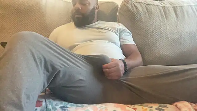 Snapshot of Bbcfun44 chatting on 03-11-25, 08:31 Bbcfun44 online show from 03-11-25, 08:31