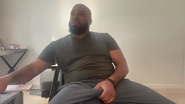 Snapshot of Bbcfun44 chatting on 09-09-25, 02:05 Bbcfun44 online show from 09-09-25, 02:05