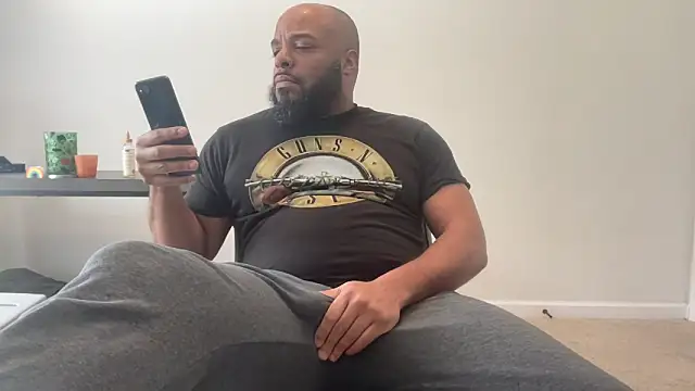 Snapshot of Bbcfun44 chatting on 11-03-25, 05:14 Bbcfun44 online show from 11-03-25, 05:14