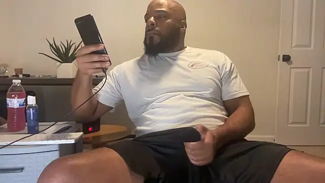 Snapshot of Bbcfun44 chatting on 11-17-25, 10:10 Bbcfun44 online show from 11-17-25, 10:10