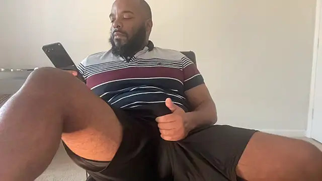 Snapshot of Bbcfun44 chatting on 11-25-25, 10:21 Bbcfun44 online show from 11-25-25, 10:21