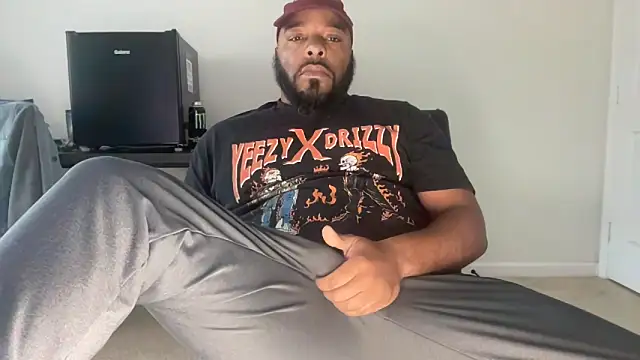 Snapshot of Bbcfun44 chatting on 12-01-25, 08:03 Bbcfun44 online show from 12-01-25, 08:03