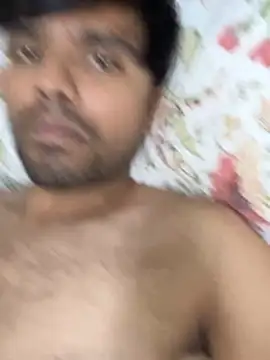 Snapshot of BoyzaraHatke chatting on 03-09-26, 08:13 BoyzaraHatke online show from 03-09-26, 08:13