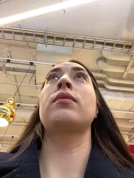 Holly Play online show from 12-18-24, 09:14