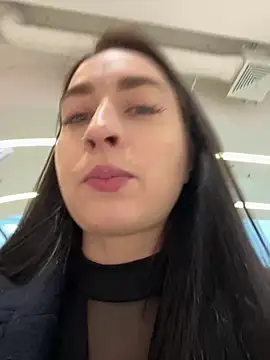 Holly Play online show from 01-27-25, 08:29