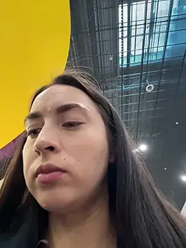 Holly Play online show from 02-13-25, 08:27