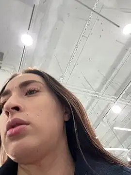 Holly Play online show from 02-21-25, 08:51