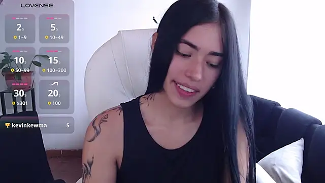 LESLIEBLACK  online show from 08-05-26, 06:11