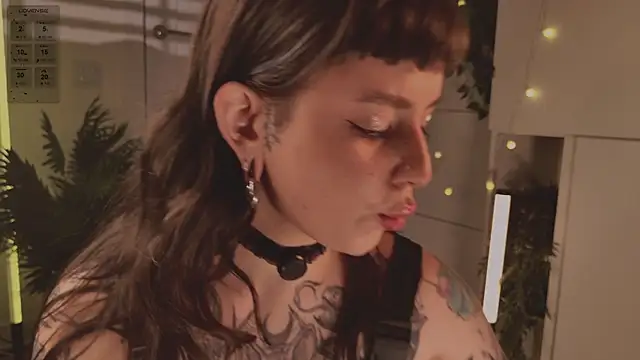 MichaellaMoon online show from 01-16-26, 07:51