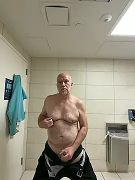 FLSexyGuy online show from 04-12-26, 12:32