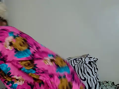 Petit haris online show from 05-24-26, 12:59