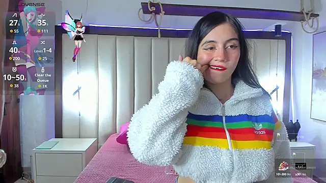 Snapshot of Bonny_Bonss chatting on 10-18-25, 03:20 Bonny Bonss online show from 10-18-25, 03:20