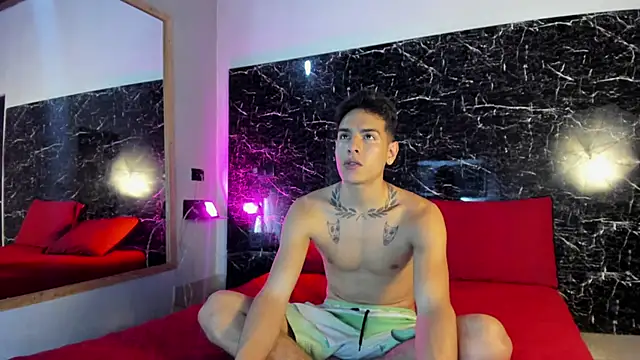 Couplehot  1 online show from 01-07-25, 11:56