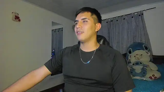 Snapshot of Chris_Maddox chatting on 12-07-24, 03:47 Chris Maddox online show from 12-07-24, 03:47