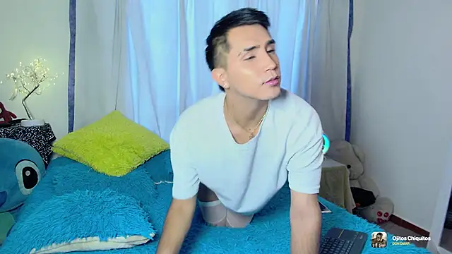 Snapshot of Chris_Maddox chatting on 11-04-25, 09:03 Chris Maddox online show from 11-04-25, 09:03