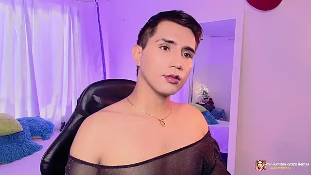 Snapshot of Chris_Maddox chatting on 11-12-25, 06:08 Chris Maddox online show from 11-12-25, 06:08