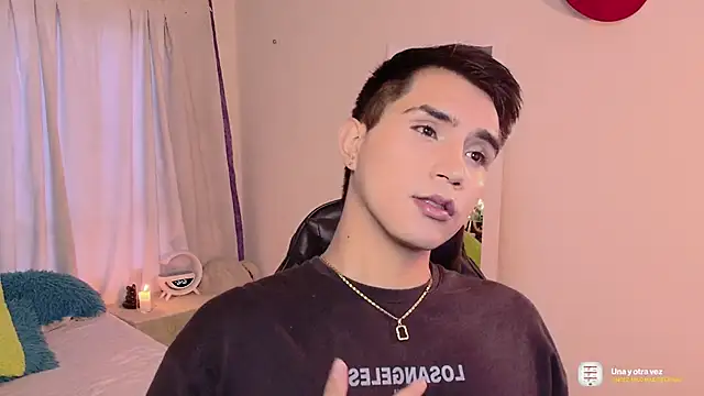 Snapshot of Chris_Maddox chatting on 11-13-25, 09:47 Chris Maddox online show from 11-13-25, 09:47