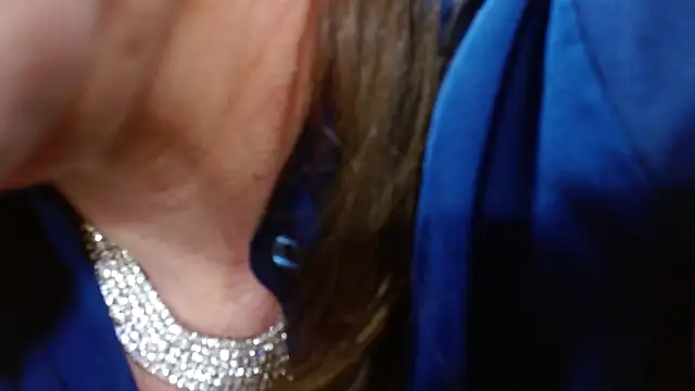 Snapshot of MelaniaKnauss chatting on 01-06-25, 07:56 MelaniaKnauss online show from 01-06-25, 07:56