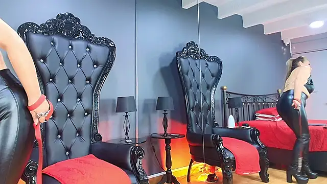 Snapshot of MelaniaKnauss chatting on 03-13-25, 11:27 MelaniaKnauss online show from 03-13-25, 11:27