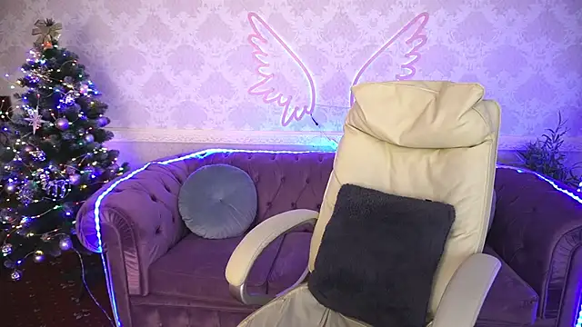 Snapshot of Sasha_Exclusive chatting on 12-29-24, 08:26 Sasha Exclusive online show from 12-29-24, 08:26