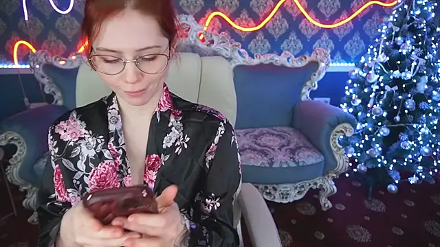 Snapshot of Sasha_Exclusive chatting on 01-05-25, 08:42 Sasha Exclusive online show from 01-05-25, 08:42