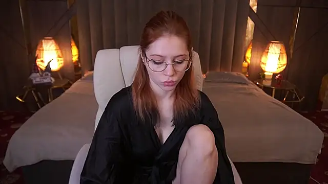 Snapshot of Sasha_Exclusive chatting on 01-18-25, 08:51 Sasha Exclusive online show from 01-18-25, 08:51