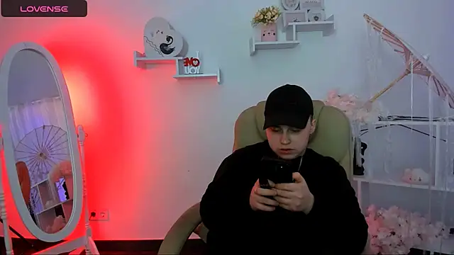 Dolly  Queen  online show from 03-04-25, 08:16