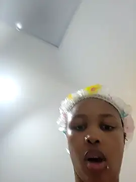 Snapshot of Drippincaty chatting on 12-27-24, 02:12 Drippincaty online show from 12-27-24, 02:12