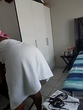 Snapshot of Drippincaty chatting on 01-22-25, 10:07 Drippincaty online show from 01-22-25, 10:07