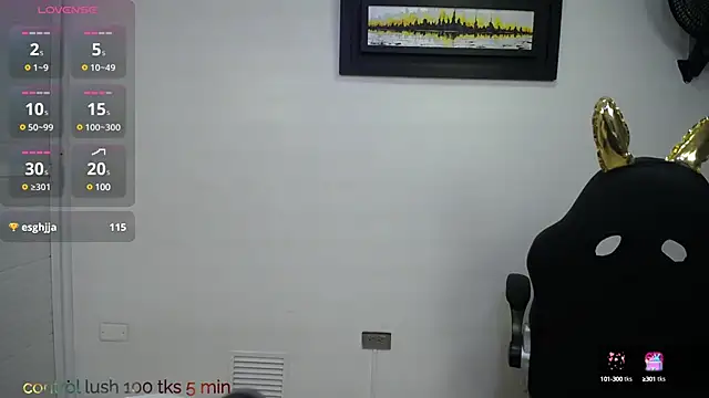 Snapshot of shantala_krisha chatting on 02-24-25, 06:36 shantala krisha online show from 02-24-25, 06:36
