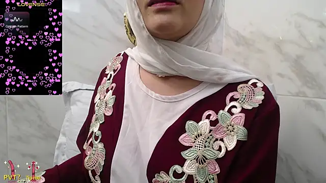 Snapshot of shantala_krisha chatting on 03-14-25, 03:03 shantala krisha online show from 03-14-25, 03:03