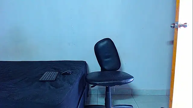 mikecoper 23 online show from 04-19-26, 02:16