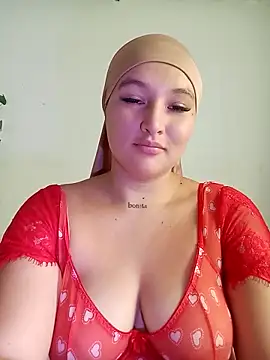 Snapshot of Celeste_camila18 chatting on 10-28-25, 02:20 Celeste camila18 online show from 10-28-25, 02:20