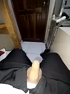 Snapshot of Whiper2024 chatting on 02-24-26, 07:12 Whiper2024 online show from 02-24-26, 07:12