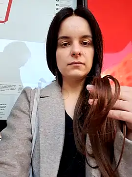 Snapshot of RaonXO chatting on 12-20-24, 11:54 RaonXO online show from 12-20-24, 11:54