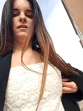 Snapshot of RaonXO chatting on 01-25-25, 12:26 RaonXO online show from 01-25-25, 12:26