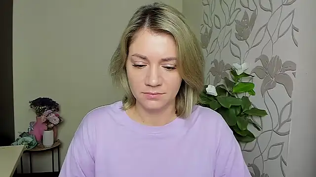 MariaSttone online show from 09-12-25, 08:47